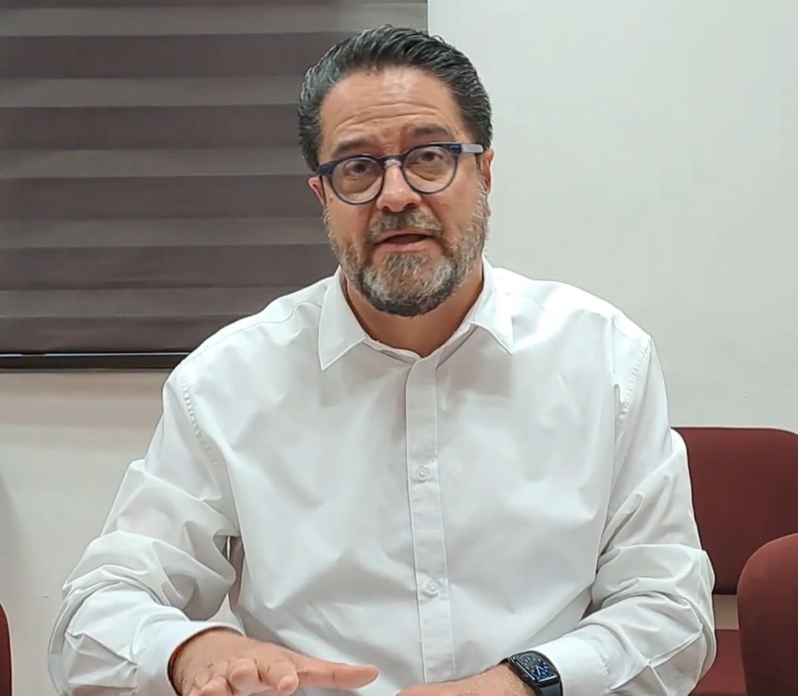 EDUARDO-KNAPP