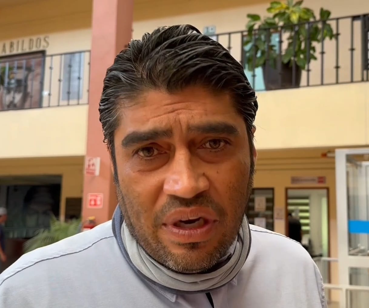 HUGO RICÁRDEZ