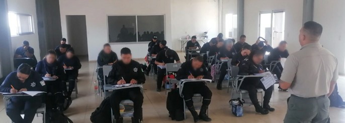 POLICIAL