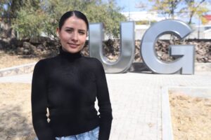 ALUMNA-UG