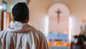 SACERDOTES