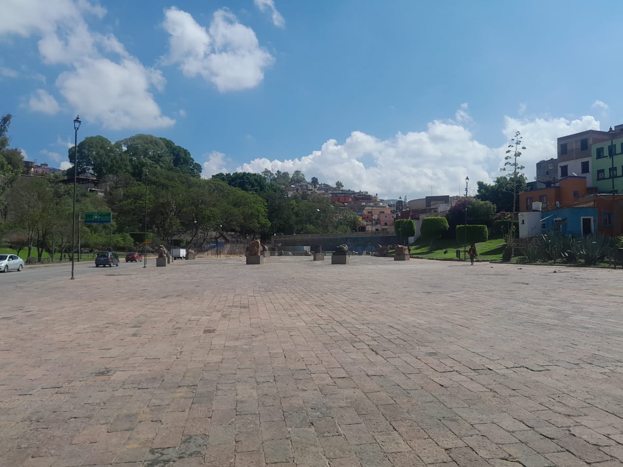PLAZA