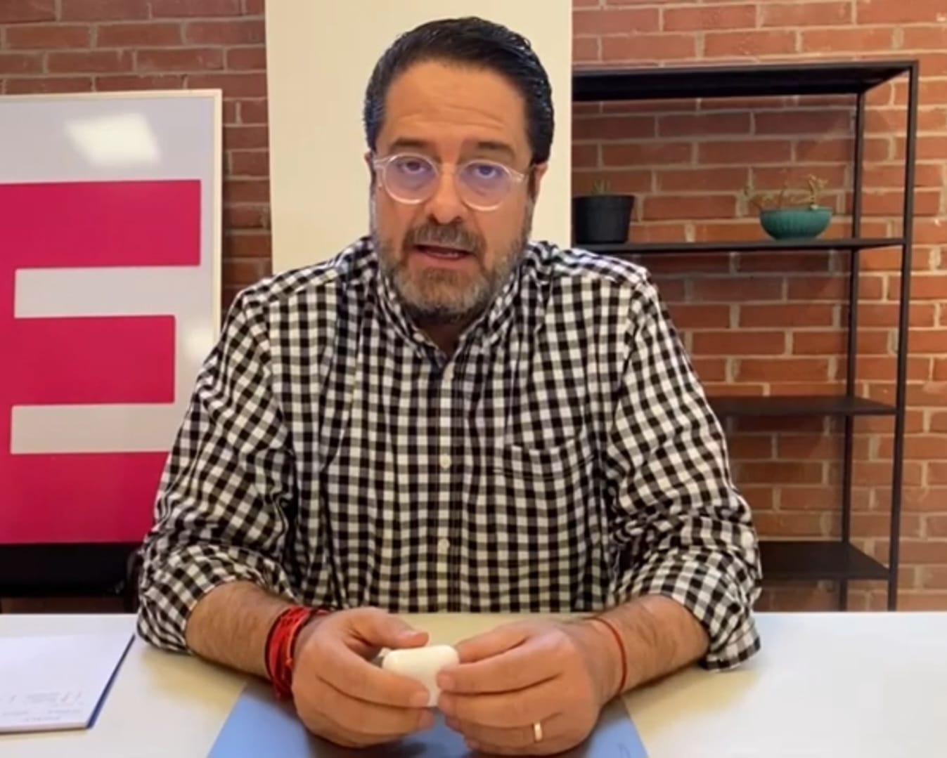 EDUARDO-KNAPP