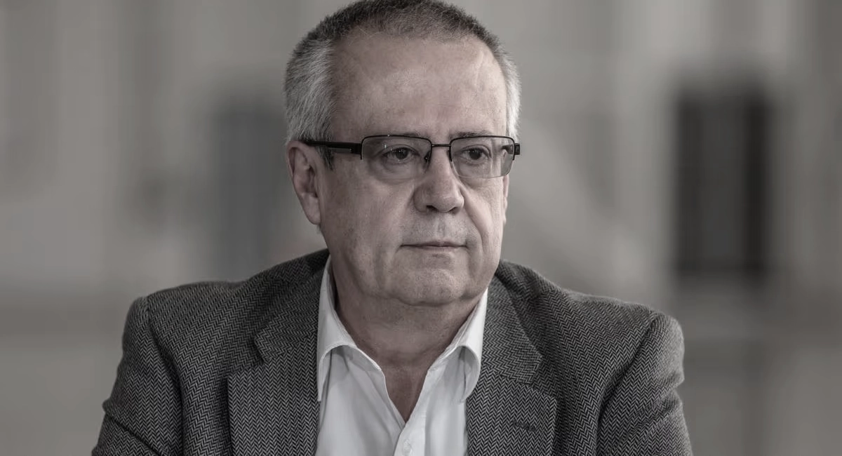 CARLOS-URZUA