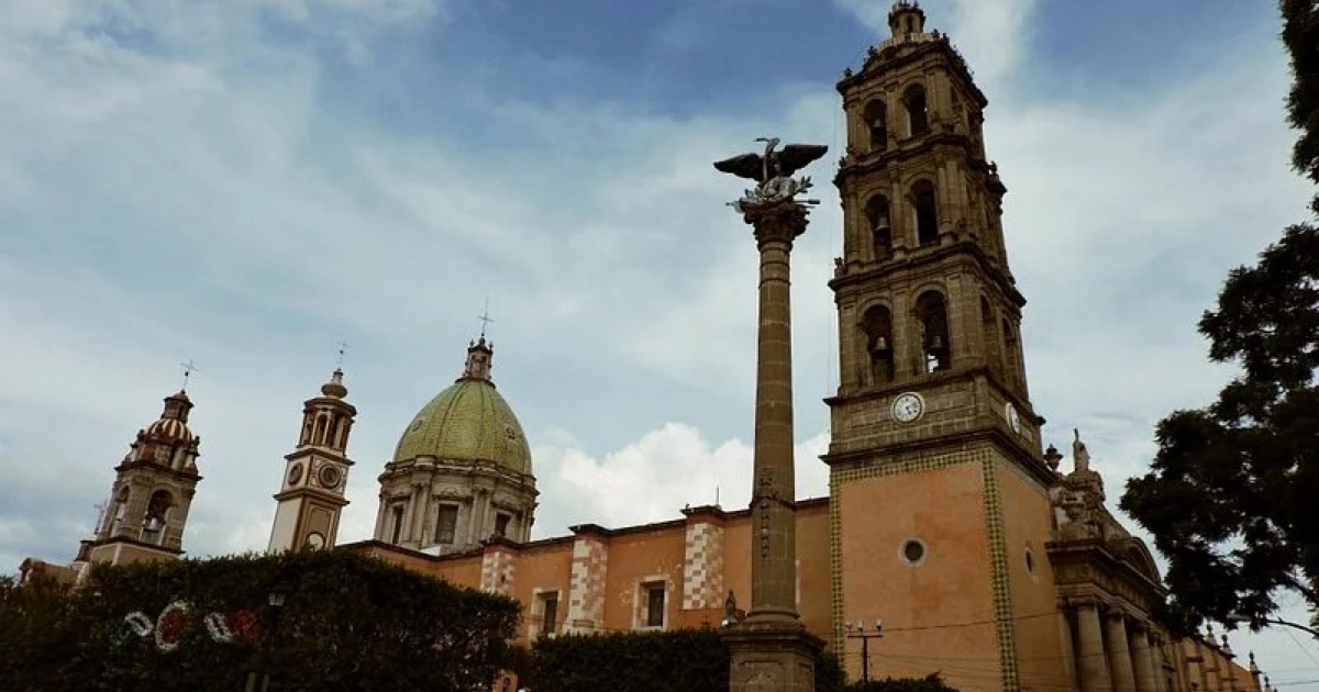 TEMPLOS