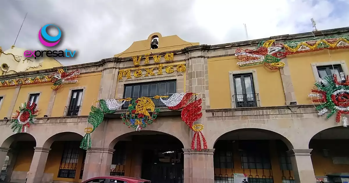 ADORNOS