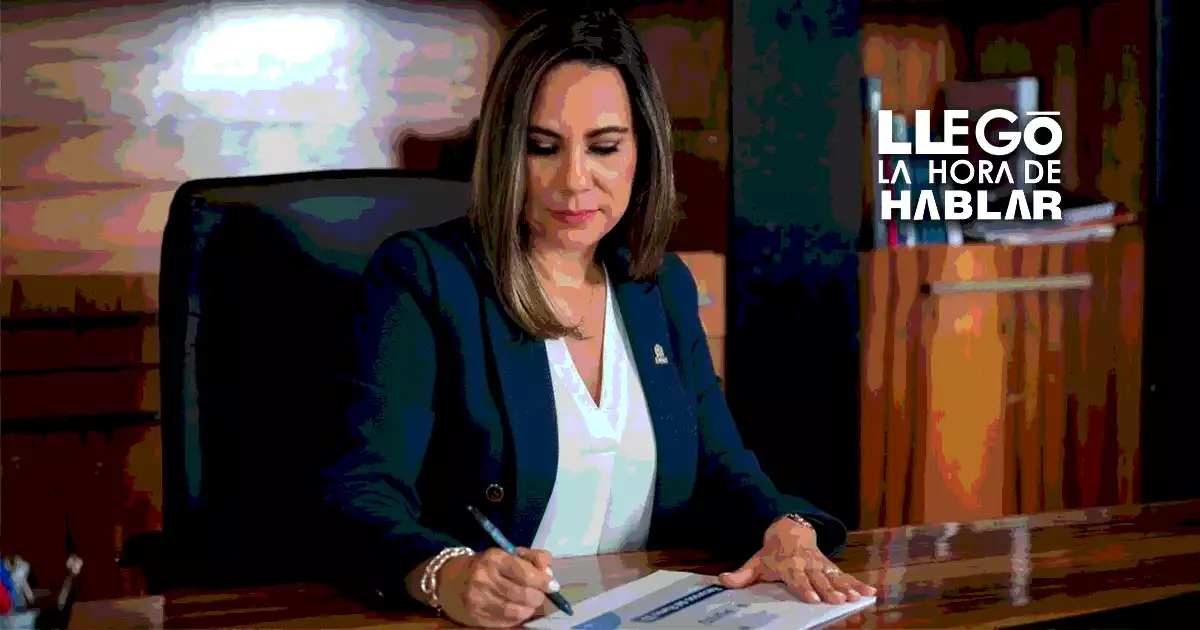 LORENA ALFARO