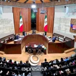 MAYORÍA  MORENA