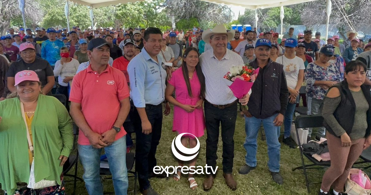 ENTREGA APOYOS