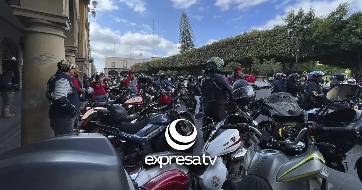 MOTOS