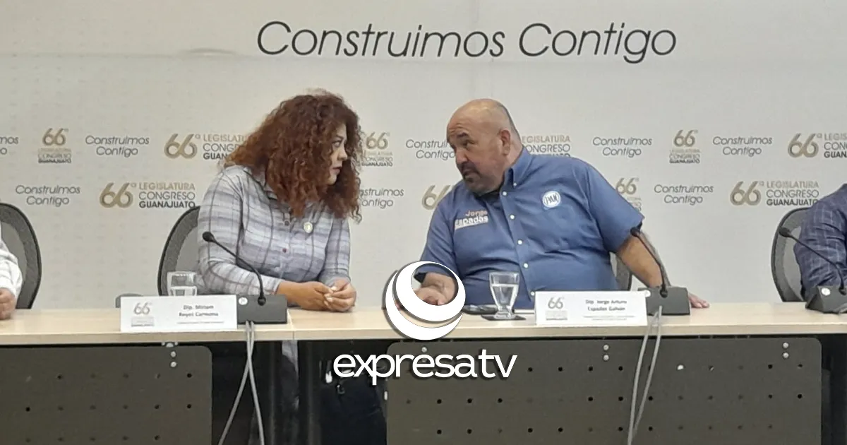 EMBARAZO CONGRESO